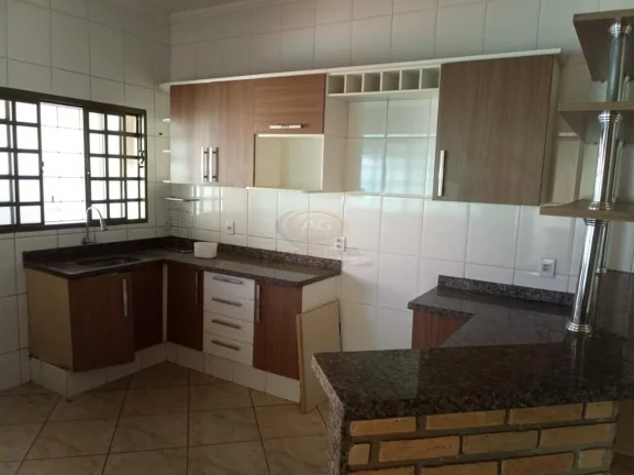 Imagem VENDO CASAS PARA PONTO COMERCIAL EM LOCALIZAÇÃO ESTRATÉGICA