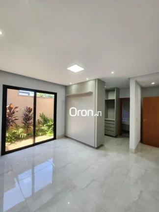 Imagem Casa com 4 dormitórios à venda, 220 m² por R$ 1.990.000,00 - Residencial Goiânia Golfe Clube - Goiânia/GO