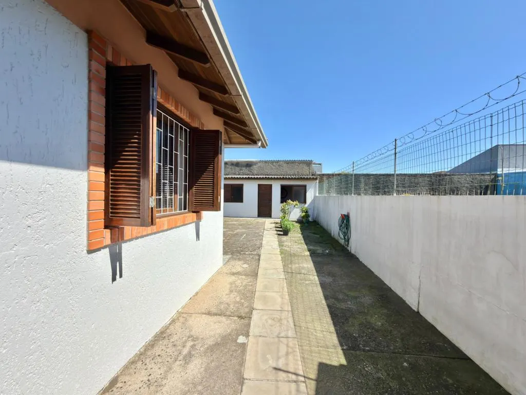 Imagem Casa 3 Dormitórios - Bairro Zona Nova