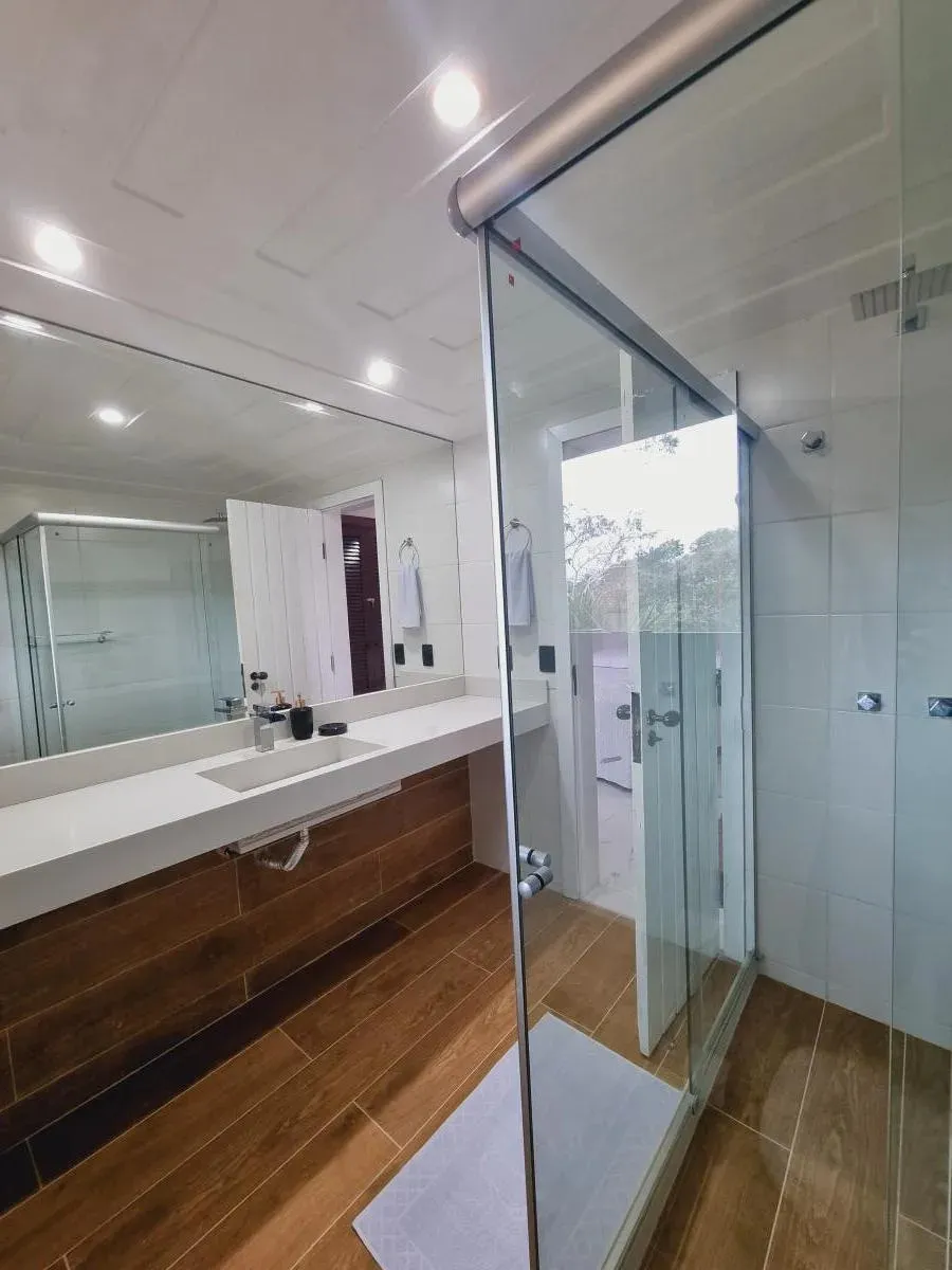 Imagem Casa para Venda em Armação dos Búzios / RJ no bairro Ferradura