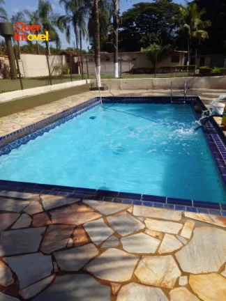 Imagem Chácara em condomínio: 3 quartos, 3 suítes, 1 sala, 5 banheiros, 3 vagas de garagem, 600m² em Ribeirão Preto-SP