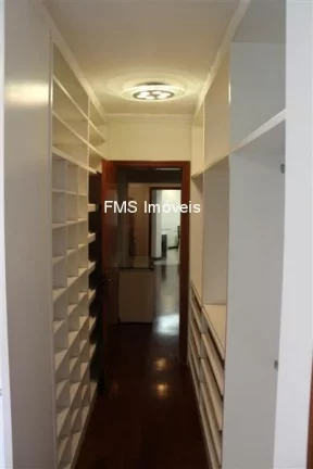 Imagem Apartamento de luxo à venda no Bosque da Saúde, São Paulo-SP: 4 quartos, 3 suítes, 4 salas, 4 vagas de garagem!
