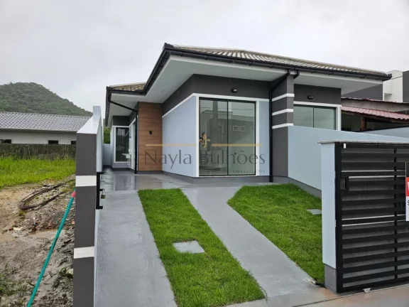 Imagem CASA RESIDENCIAL em São José - SC, Forquilhas