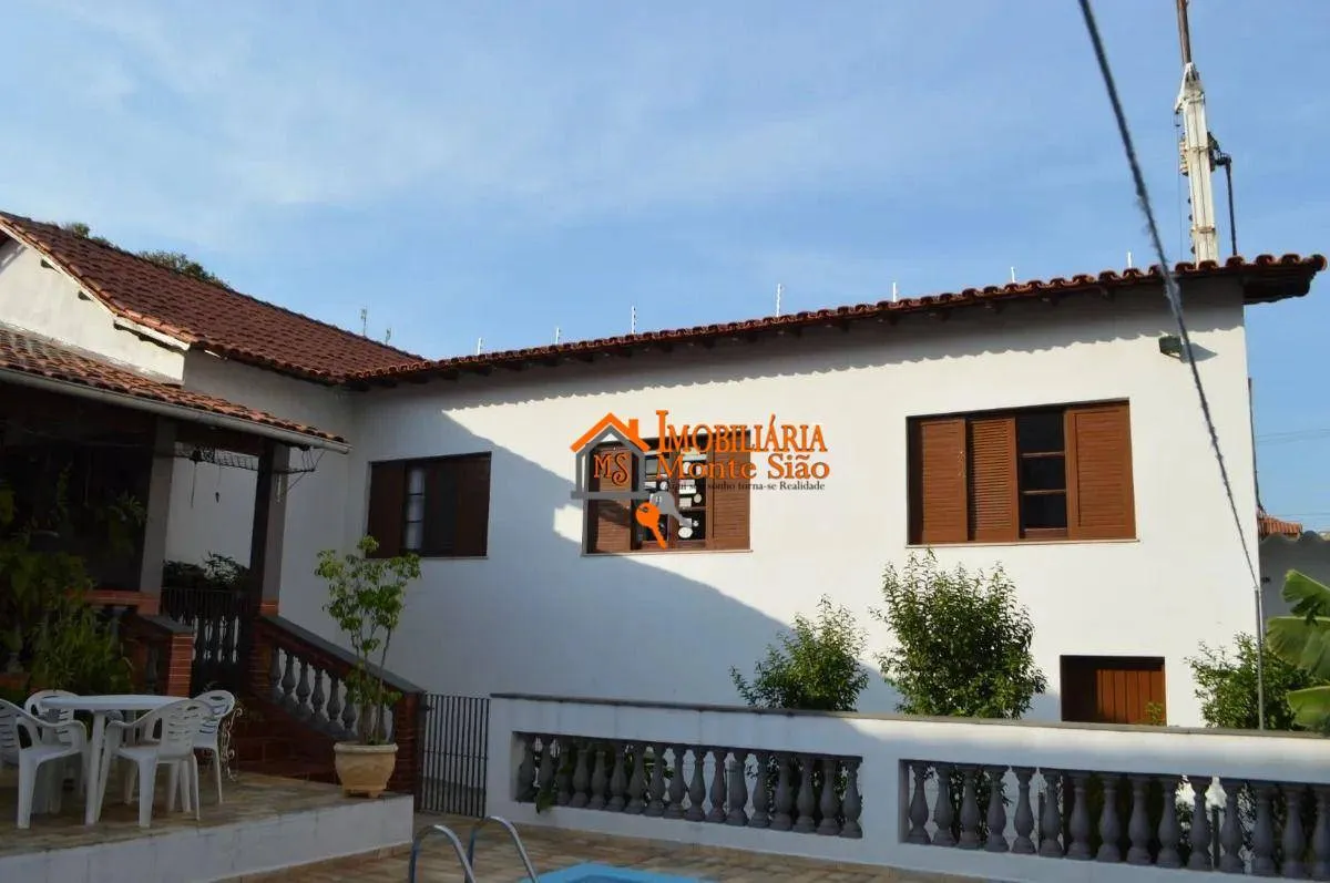Imagem Casa com 3 dormitórios à venda, 400 m² por R$ 2.769.000,00 - Vila Galvão - Guarulhos/SP