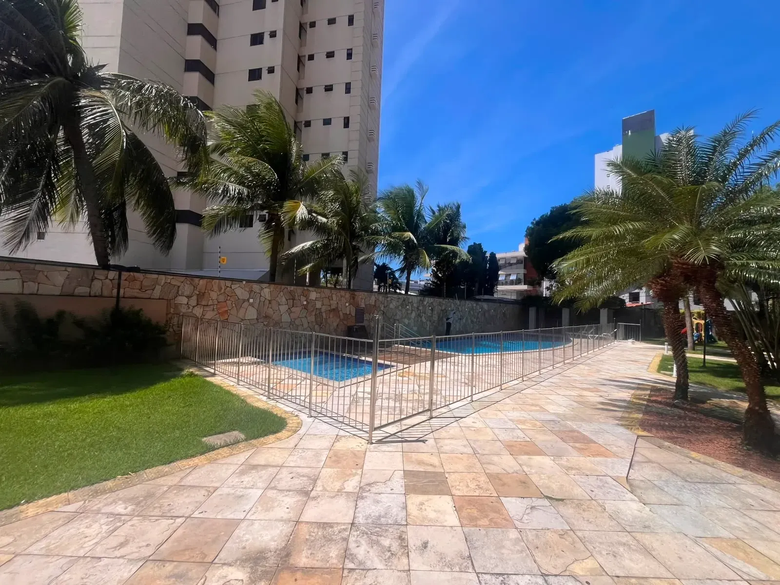 Imagem Apartamento com 2 Quartos para Alugar, 56 m² em Capim Macio - Natal