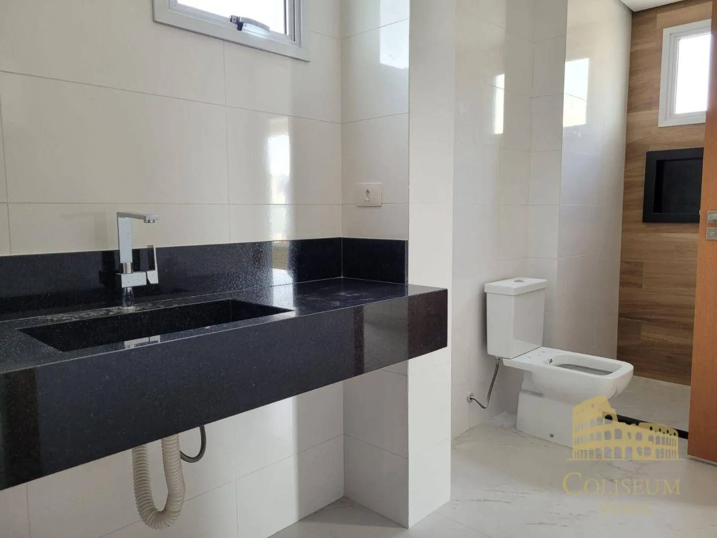 Imagem Apartamento com 3 dormitórios à venda, 153 m² por R$ 2.200.000,00 - Canto do Forte - Praia Grande/SP