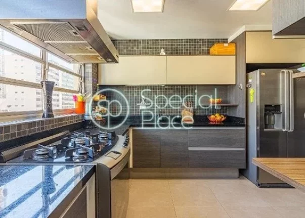 Imagem Excelente apartamento com 175m² no Jardim América. Amplo living para dois ambientes e varanda espa...