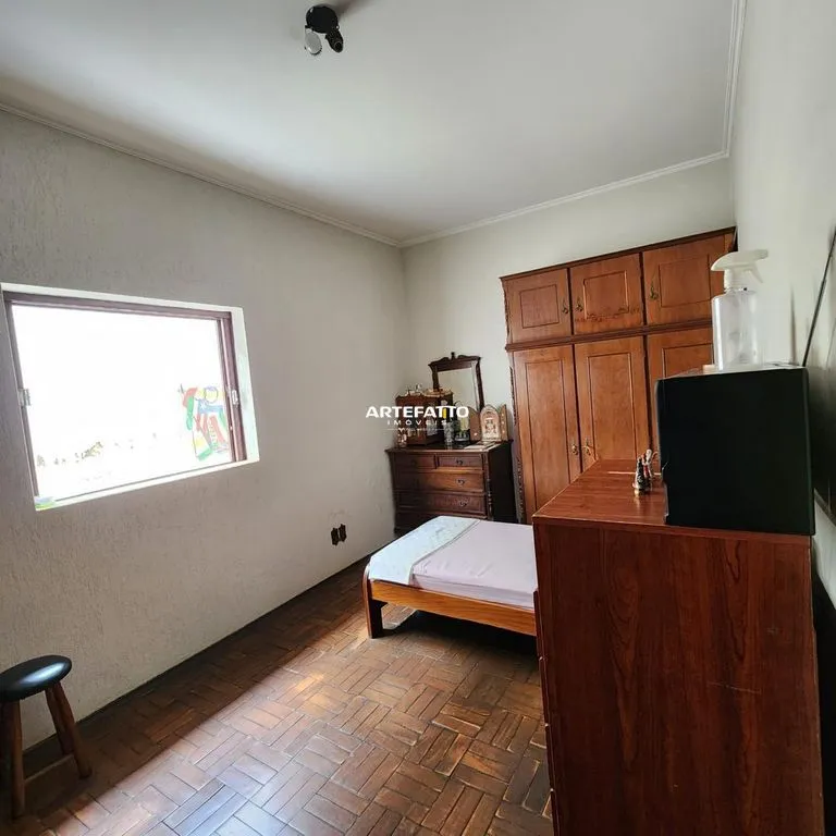 Imagem Casa na Avenida Santa Cruz para comércio