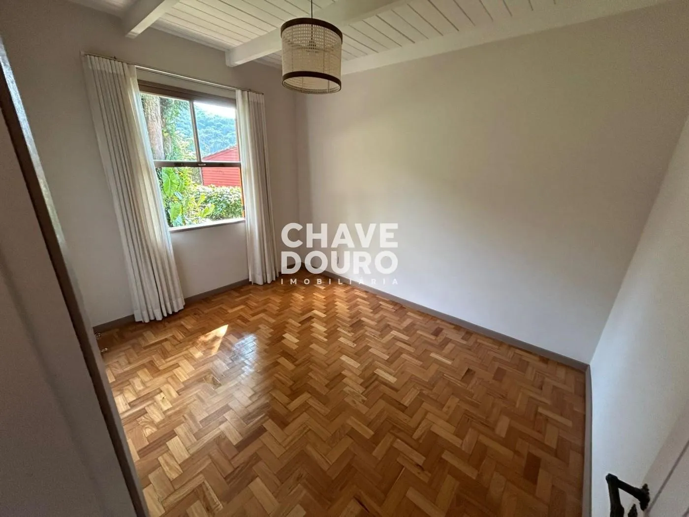 Imagem Casa em Teresópolis: Conforto e Lazer Completo