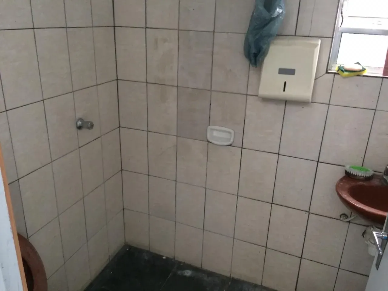 Imagem Galpão para Alugar, 446 m² em Vila Anastácio - São Paulo