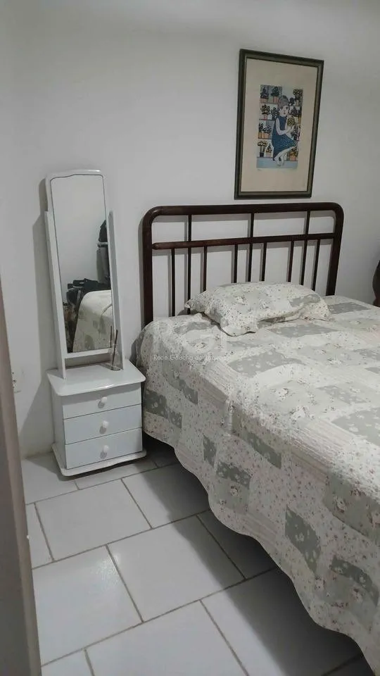 Imagem Casa para Venda - 124.3m², 3 dormitórios, 2 vagas - Centro