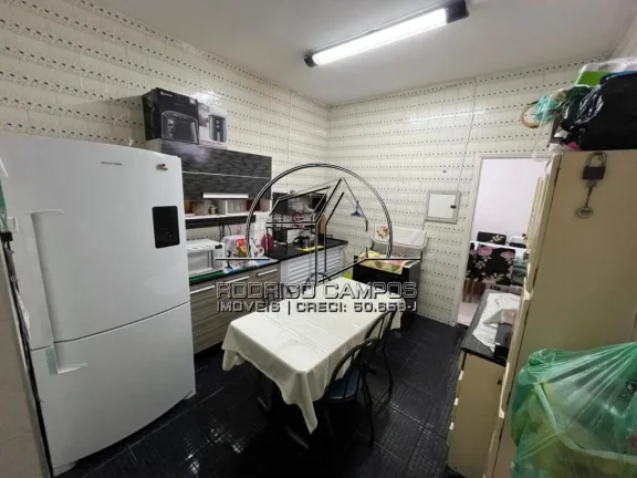 Imagem Espaçosa Casa Semi Isolada 3 Quartos no Campo da Aviação, Praia Grande