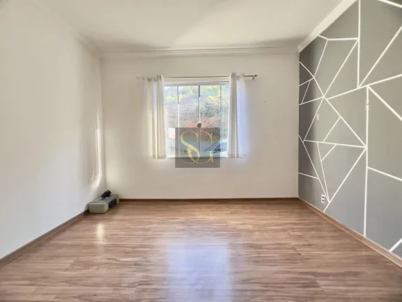 Imagem Casa para Venda em Teresópolis, Albuquerque, 4 dormitórios, 1 suíte, 3 banheiros, 2 vagas