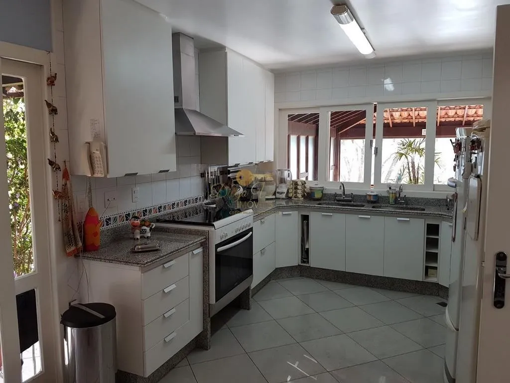 Imagem Casa em Condomínio para Venda em Teresópolis / RJ no bairro Green Valley