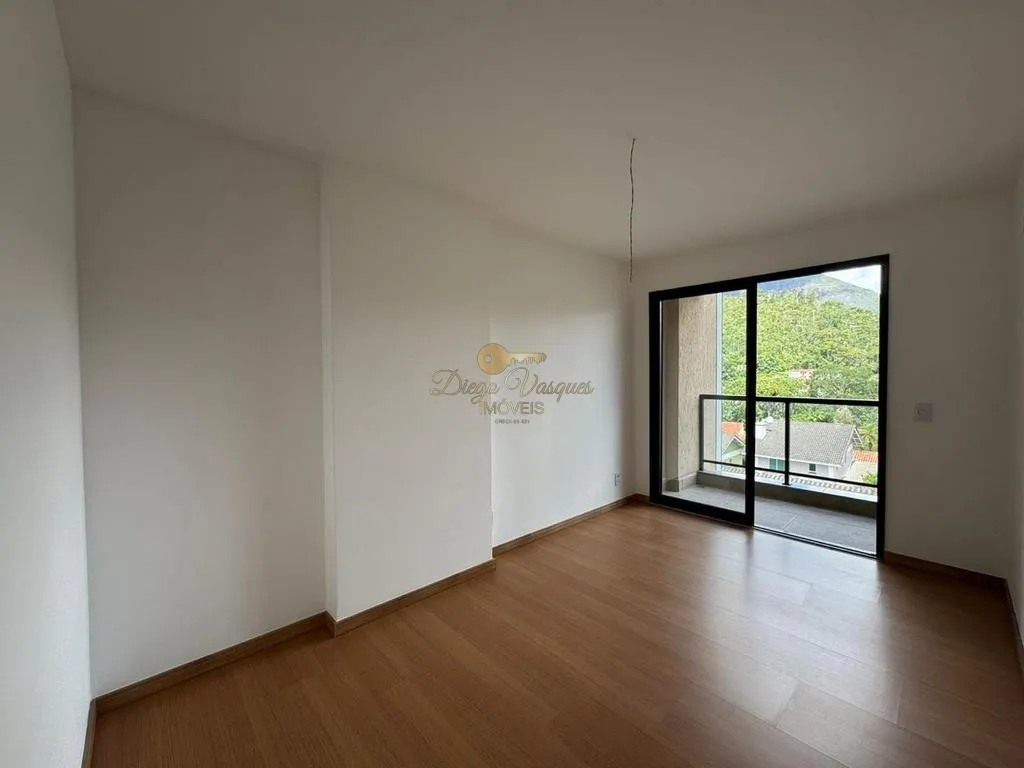 Imagem Apartamento para Venda em Teresópolis / RJ no bairro Várzea