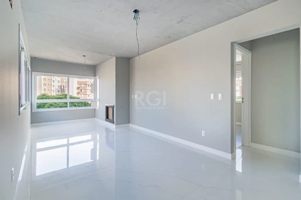 Imagem Apartamento novo a venda com 2 suites , bairro Petrópolis.