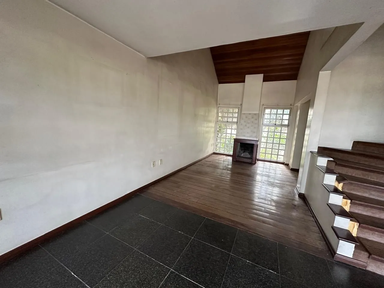 Imagem Casa em condomínio com 3 quartos, suíte e 200 m² - Tristeza