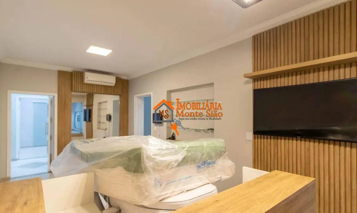 Imagem Sobrado com 4 dormitórios à venda, 350 m² por R$ 1.150.000,00 - Vila Galvão - Guarulhos/SP