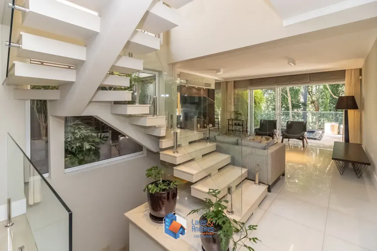Imagem Casa no condomínio Condomínio Reserva Nova Cantareira para venda com 4 quartos, sendo 4 suítes, 313m²