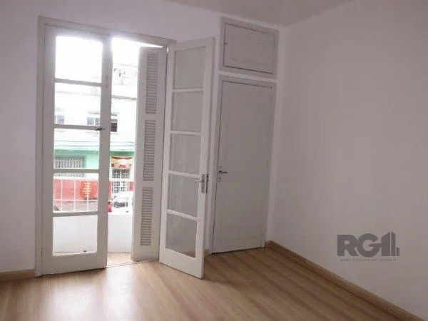 Imagem Edifício (prédio) com 03 apartamentos de 01 dormitório no Bairro Auxiliadora