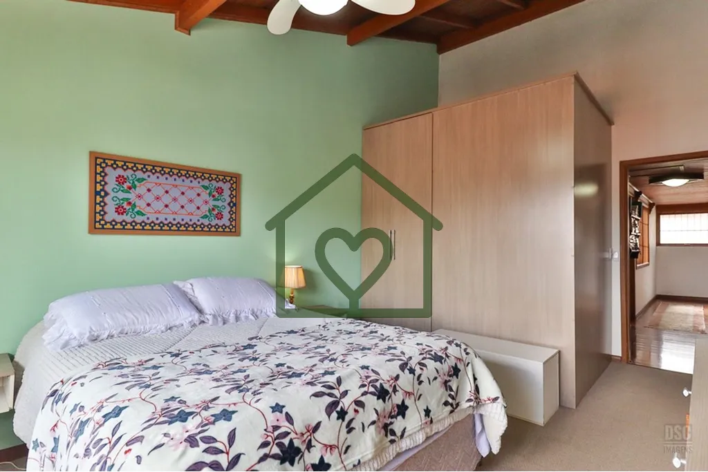 Imagem Apresentamos uma incrível oportunidade de adquirir esta linda casa. Esta propriedade oferece um est...