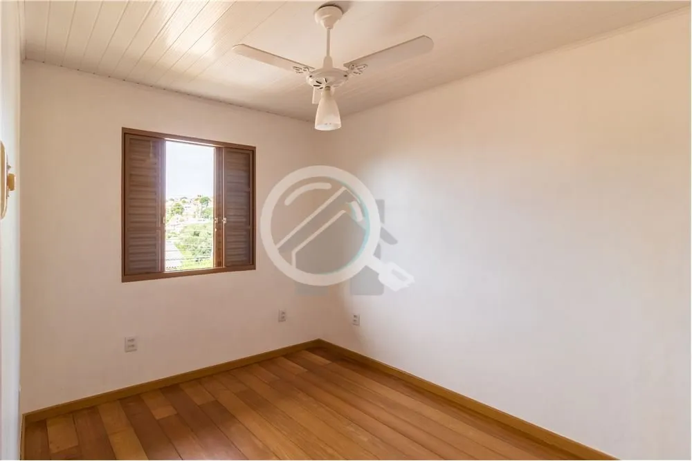 Imagem Para a família que curte e deseja uma casa ampla, com jardim, pátio e tranquilidade peculiar da zo...