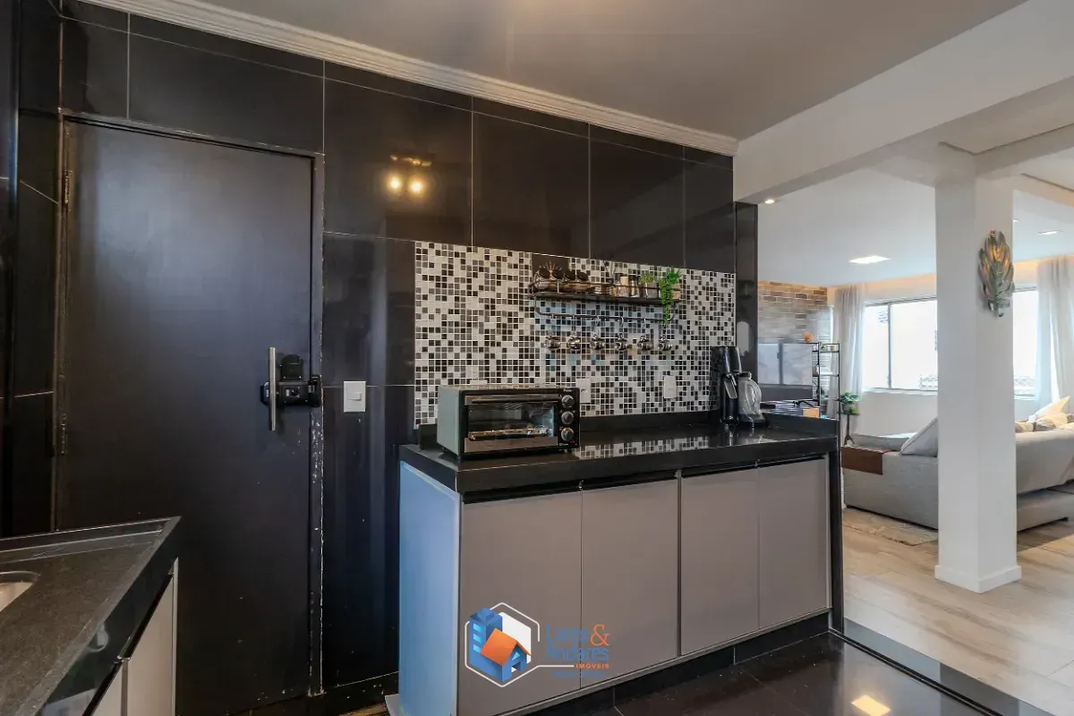 Imagem Cobertura para venda em Moema com 3 quartos, sendo 2 suítes, 140m²