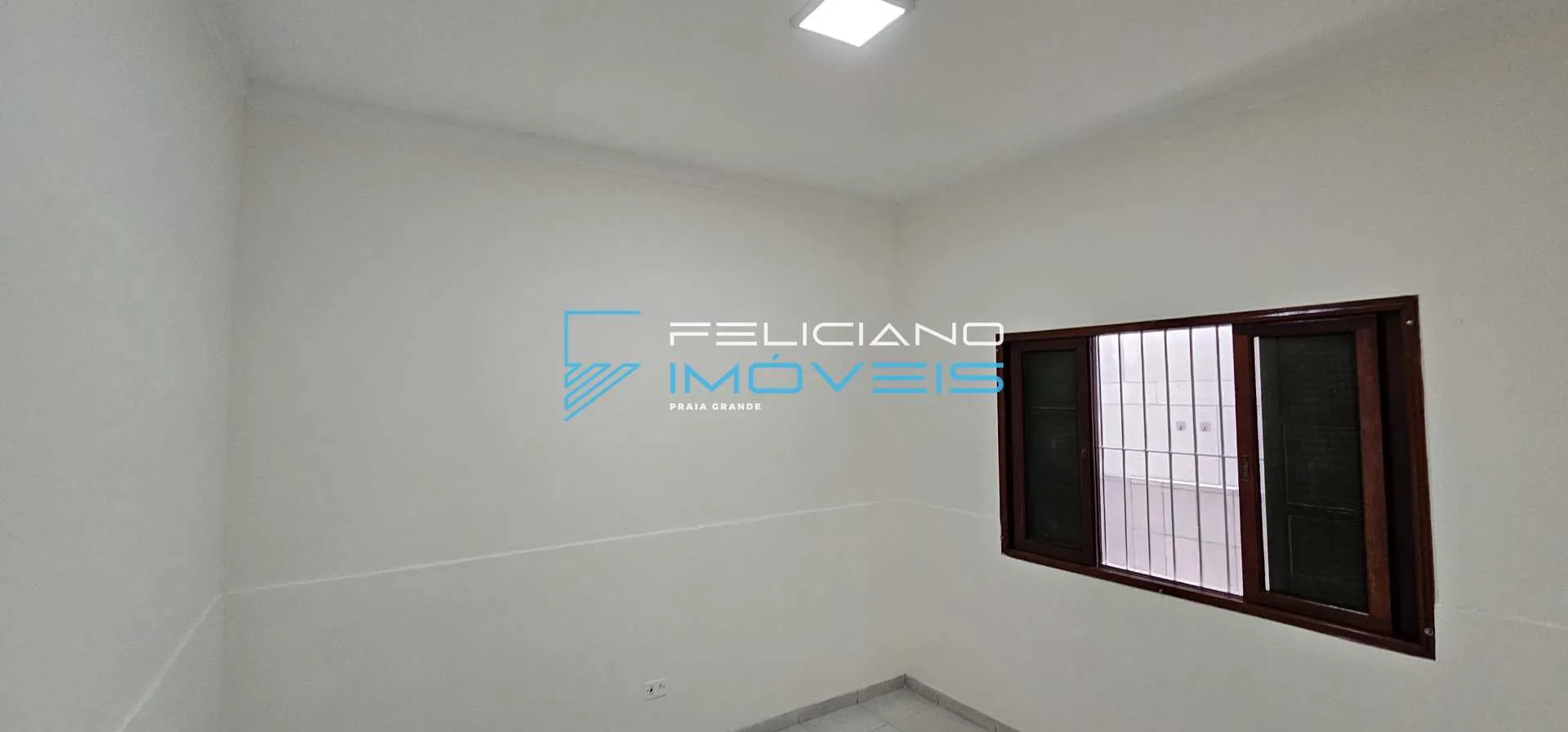 Imagem Casa com 2 quartos, Balneário Maracanã, Praia Grande - R$ 490 mil, Cod: 6716