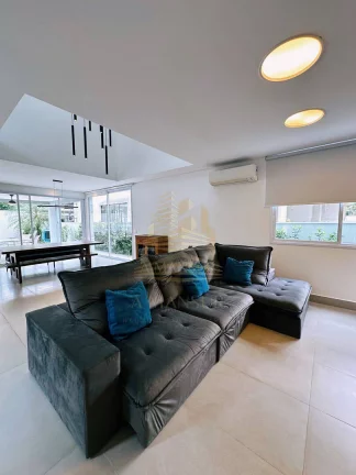 Imagem CASA MODERNA NA PRAIA