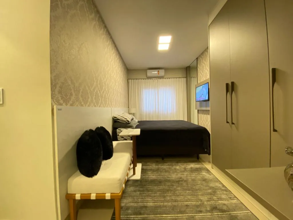 Imagem Apartamento 2 Dormitórios - Bairro Navegantes
