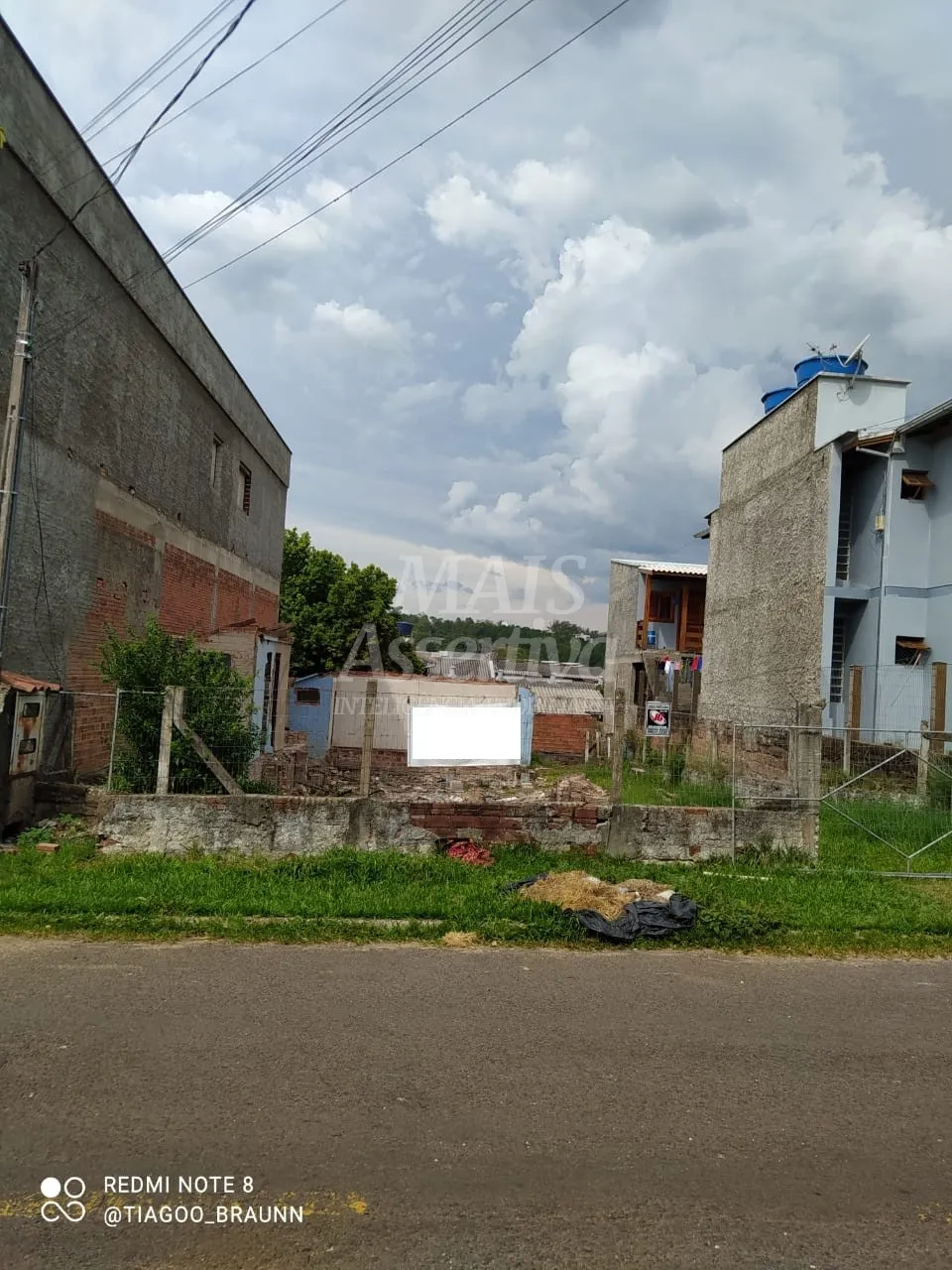 Foto do imóvel Terreno para venda, localizado em Campo Bom/RS. Terreno de 11,5 x 30,00 metros (...