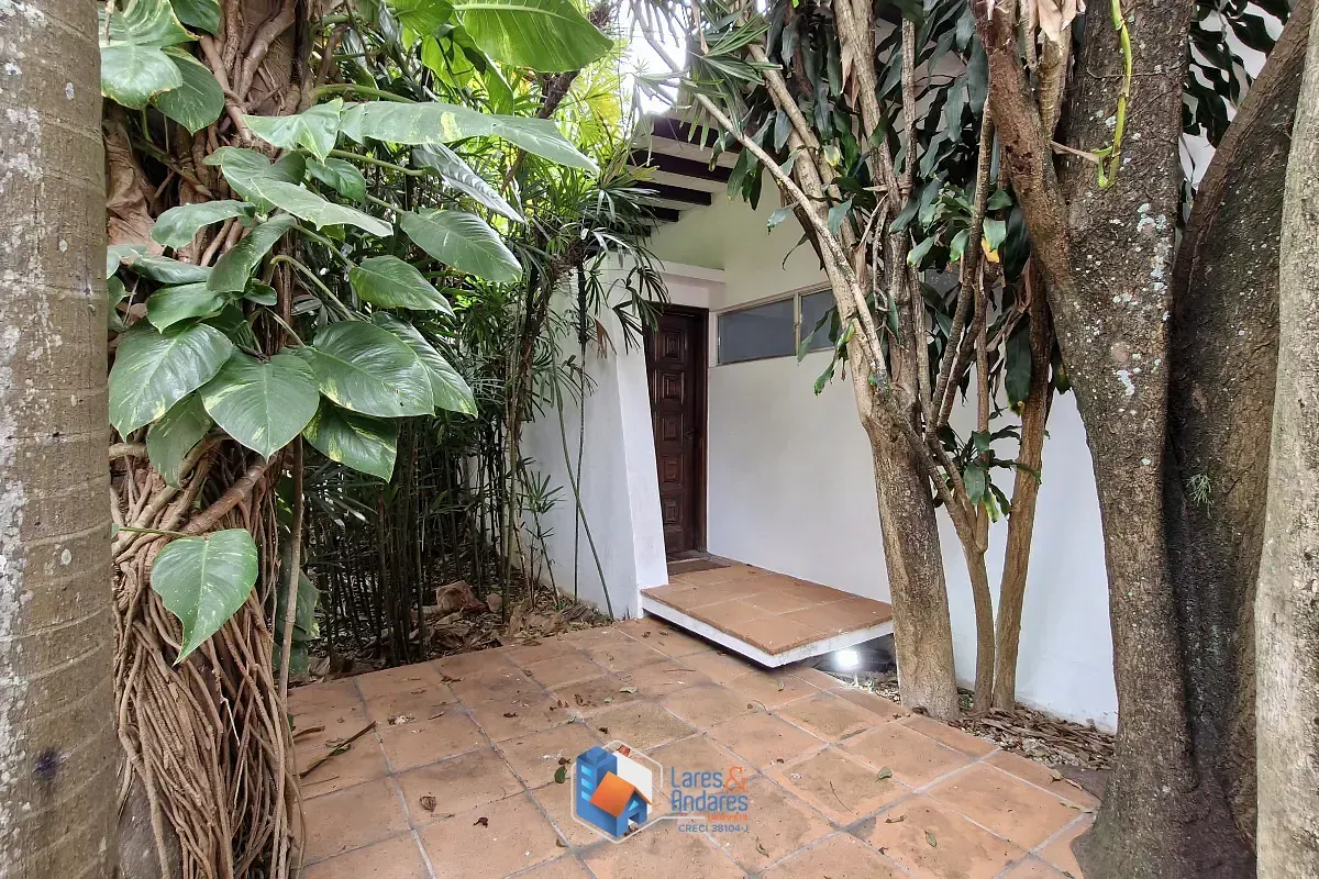 Imagem Casa para venda em Jardim Guedala com 4 quartos, sendo 2 suítes, 375m²
