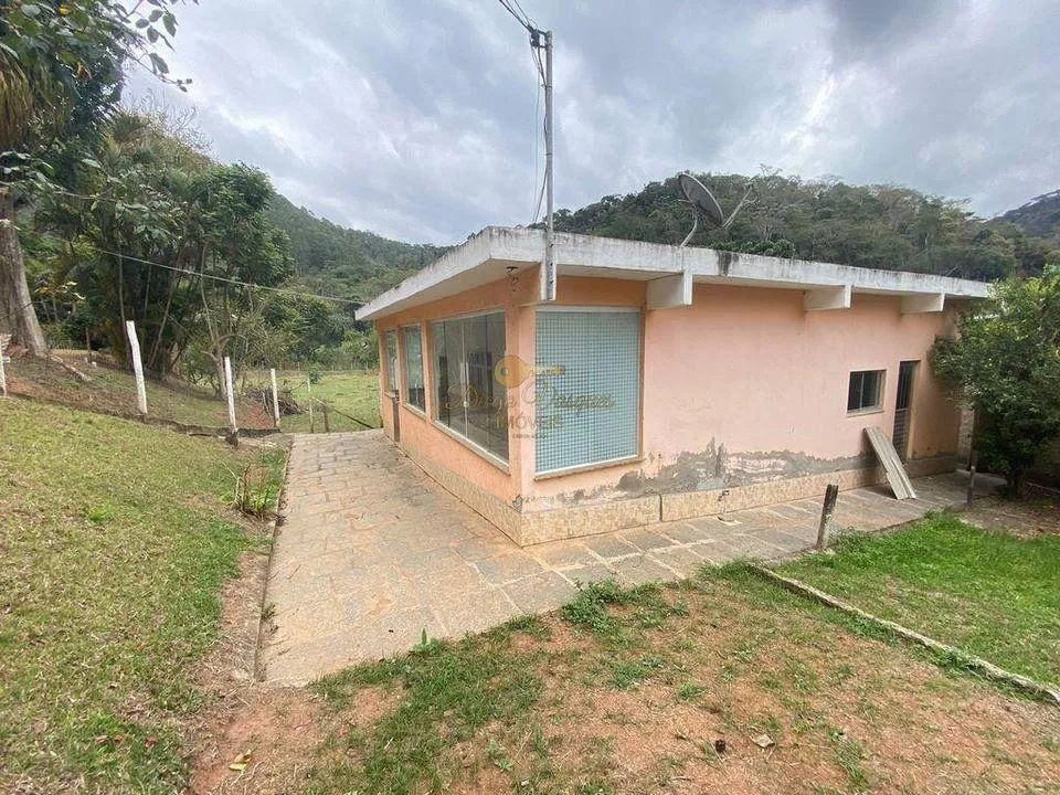 Imagem Casa para Venda em Teresópolis / RJ no bairro Pessegueiros