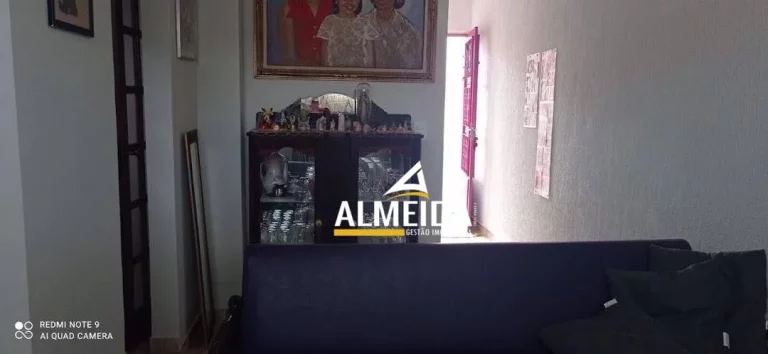 Imagem Casa com 3 dormitórios à venda, 174 m² por R$ 435.000,00 - Estádio - Rio Claro/SP
