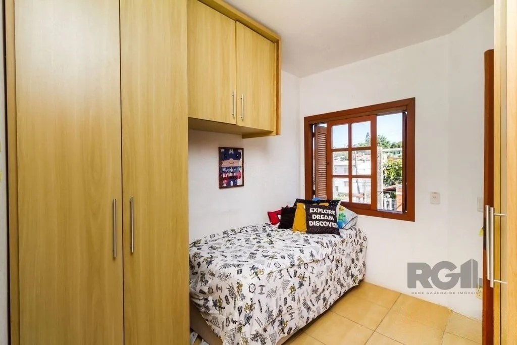 Imagem Casa de 117m² - 3 dormitórios e 1 vaga no bairro Hípica
