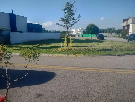 Imagem Terreno/ Lote de esquina com 463 m², Condomínio Mont Blanc, Urbanova.