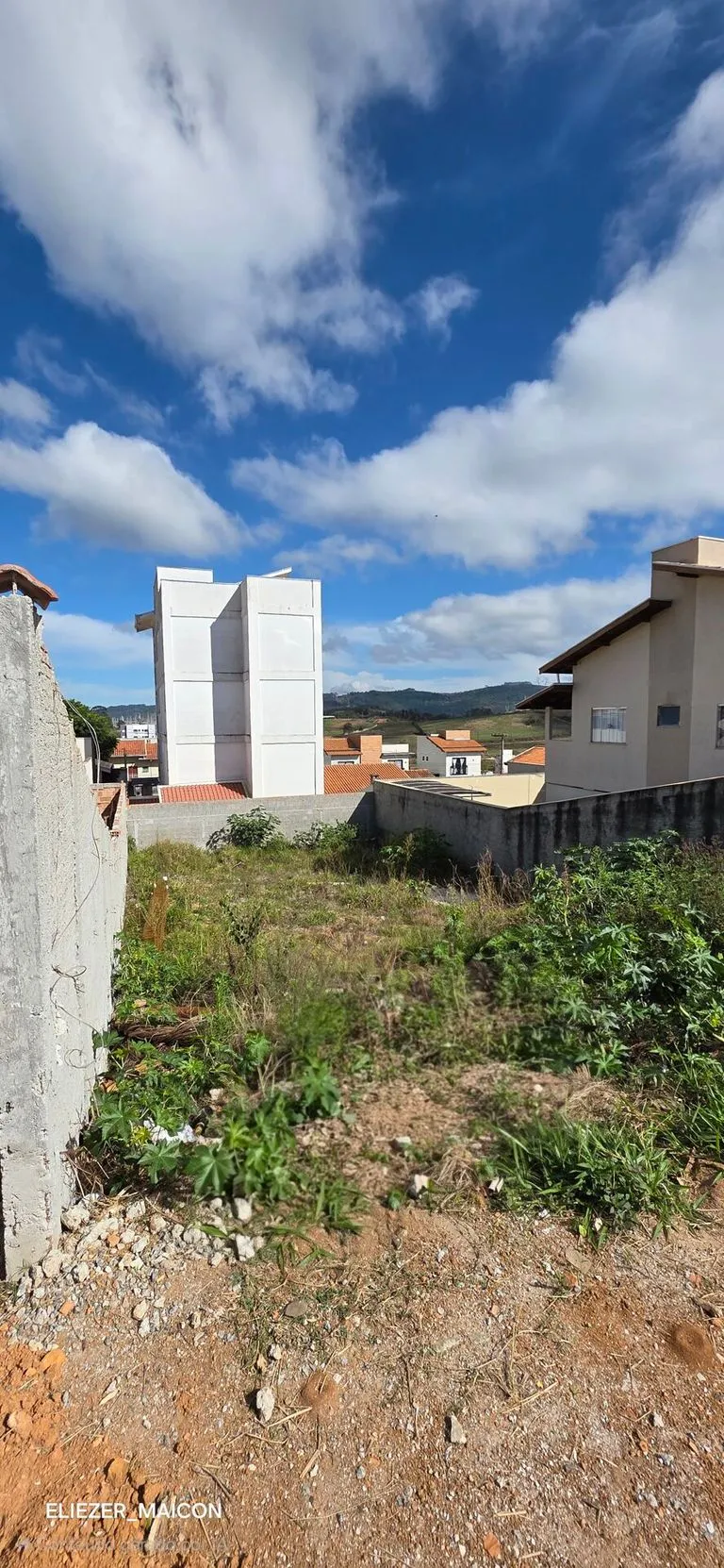 Imagem Terreno à Venda no bairro Campo das Aroeiras, em Poços de Caldas - MG