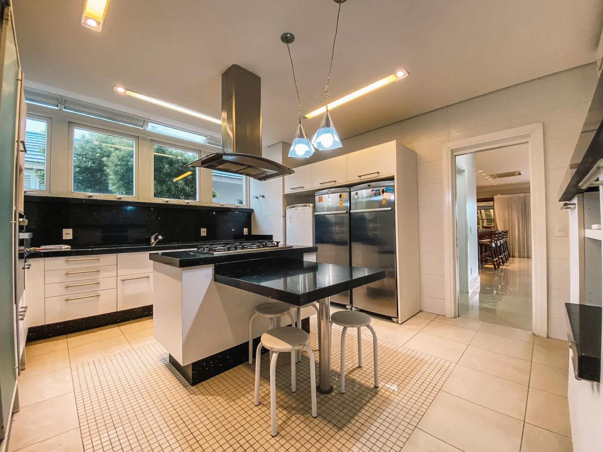 Imagem Casa com 5 Quartos à Venda, 950 m² em Jurerê Internacional - Florianópolis