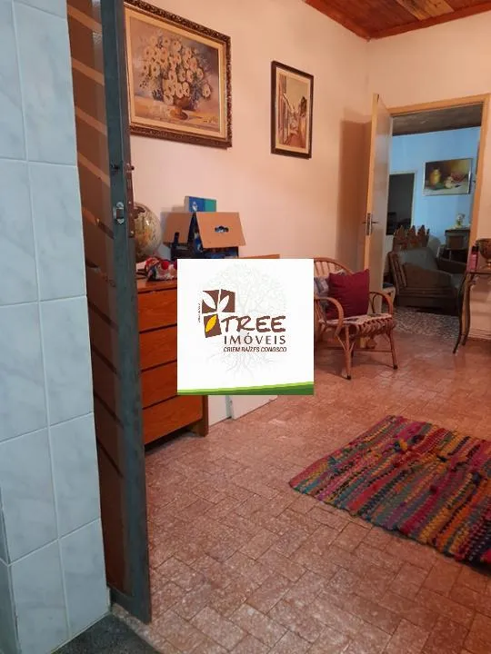 Imagem VENDA DE CHÁCARA NO VISTA ALEGRE, EM ARUJÁ/SP, OPORTUNIDADE com 5.160m², 4 quartos, sala ampla, cozinha ampla e grande área verde. CONSULTE-NOS