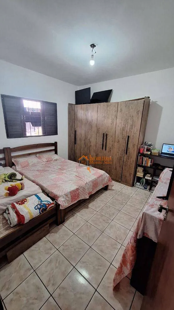 Imagem Casa com 8 dormitórios à venda, 600 m² por R$ 1.000.000,00 - Vila Nova Bonsucesso - Guarulhos/SP