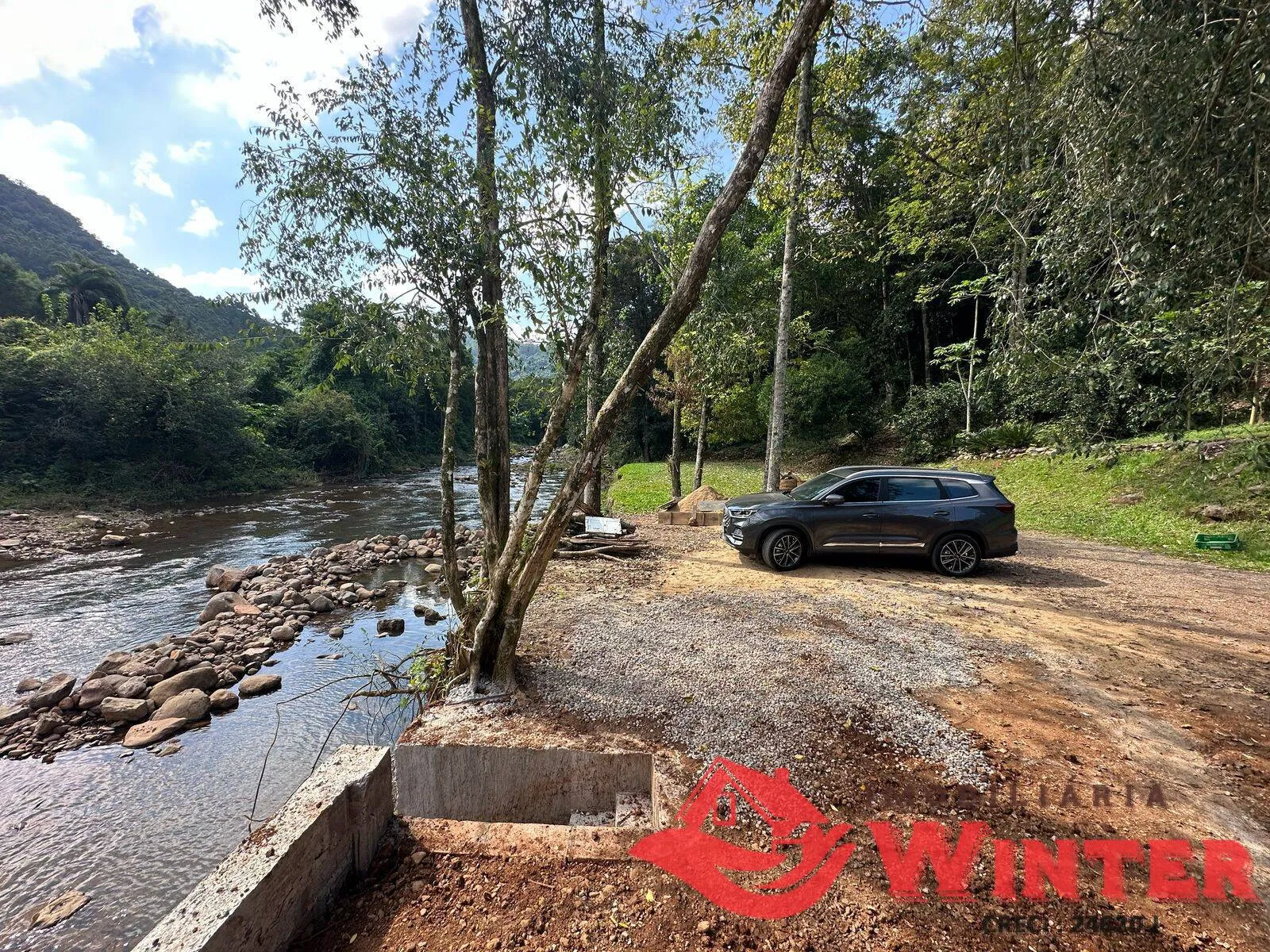 Imagem Imóvel beira arroio, em São Vendelino.
