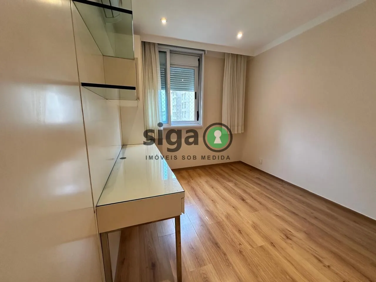 Imagem LINDO APTO 218M 3 SUITES MUITO AMPLO