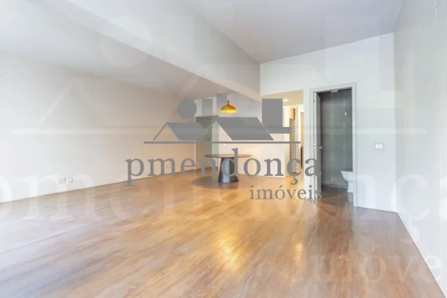 Imagem Apartamento reformado na Rua Sabará com 107m², 2 suítes e 1 vaga.