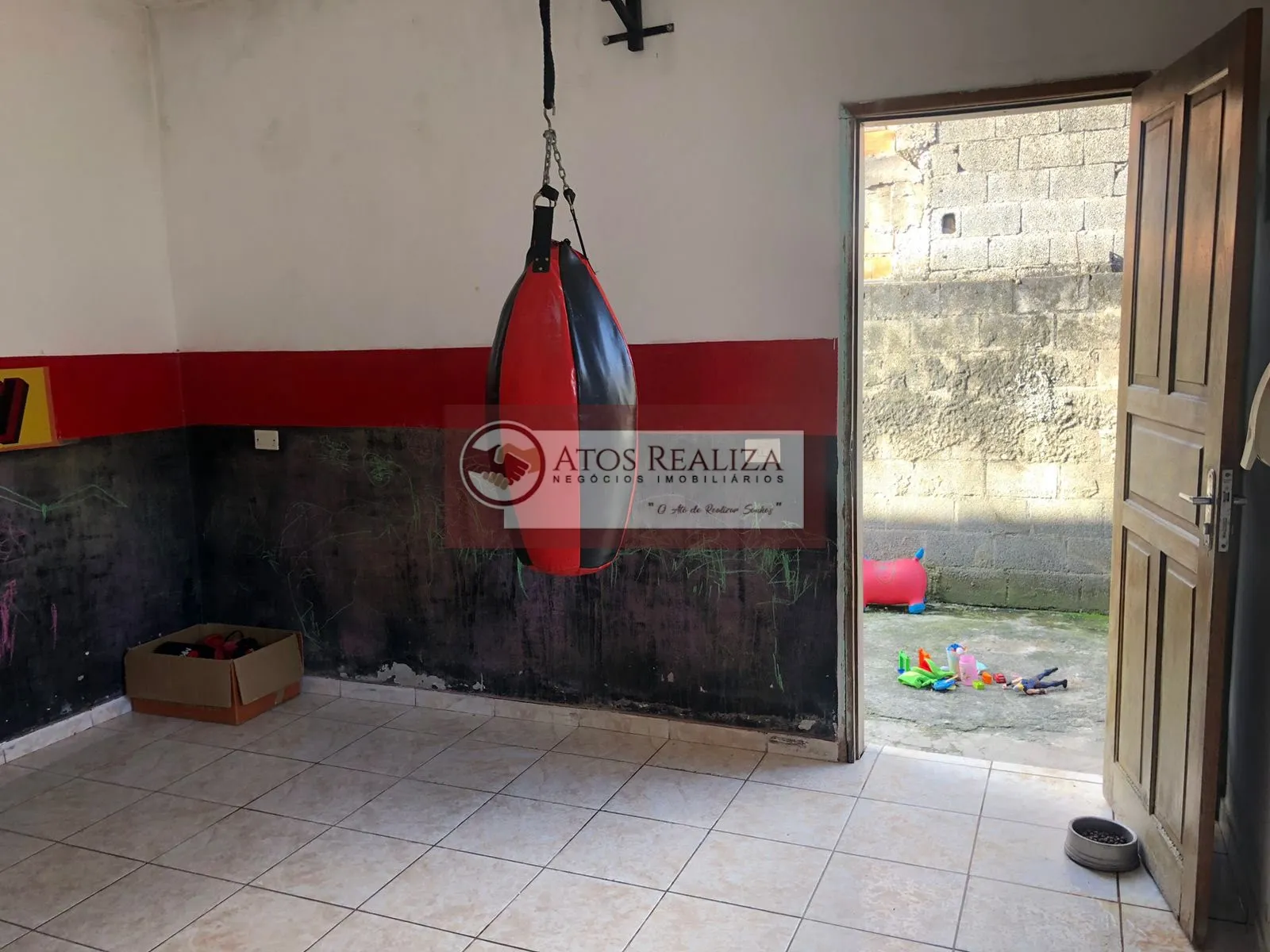 Imagem Vendo Oportunidade no Recanto campo Belo, São 3 casas em um terreno de 300m2, para morar e ter uma renda com locações, Venda por R$299K, aproveite a oportunidade.