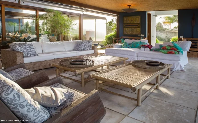 Imagem Casa Frente Mar para Temporada em Armação dos Búzios / RJ no bairro Praia Rasa