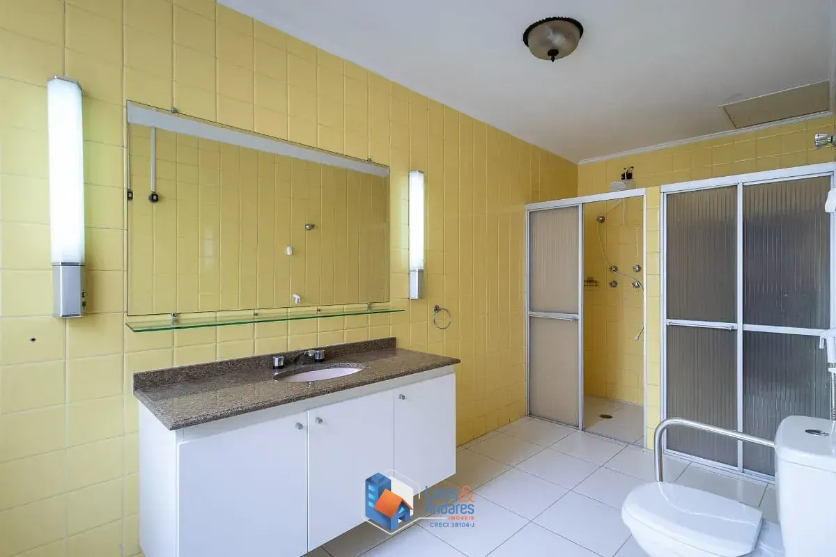 Imagem Casa para venda em Campo Belo com 4 quartos, sendo 1 suíte, 200m²
