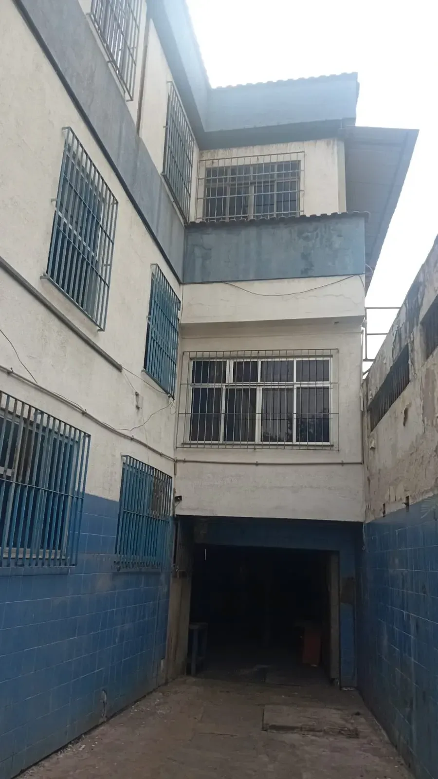 Imagem Galpão à Venda, 694 m² em Maria da Graça - Rio de Janeiro