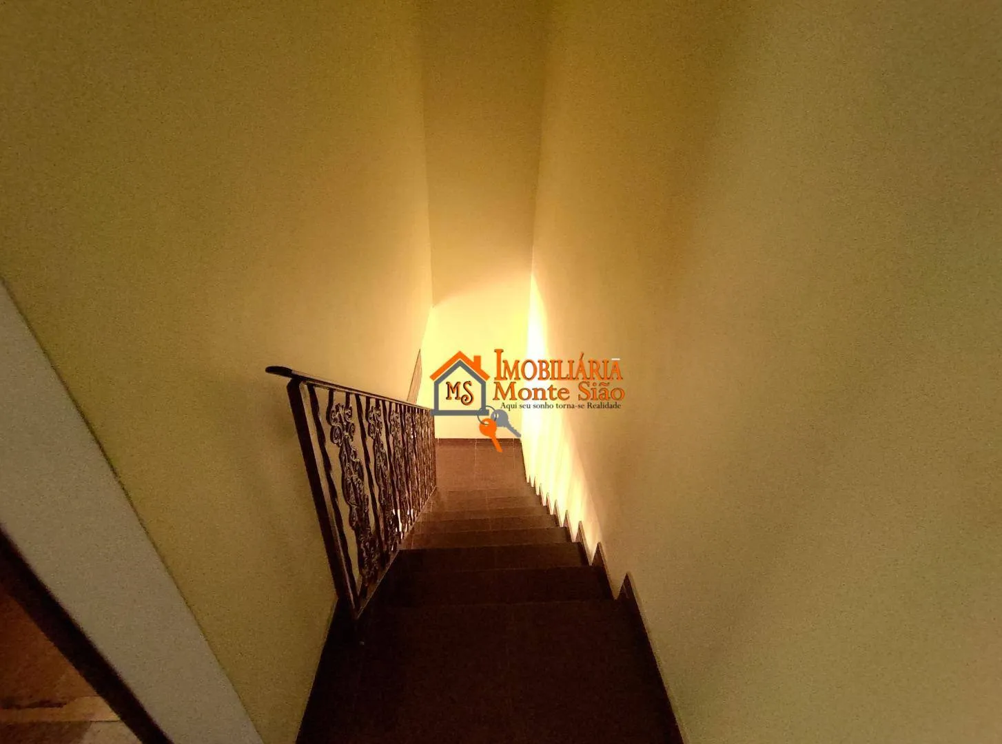 Imagem Sobrado com 2 dormitórios à venda, 250 m² por R$ 739.000,00 - Vila Barros - Guarulhos/SP