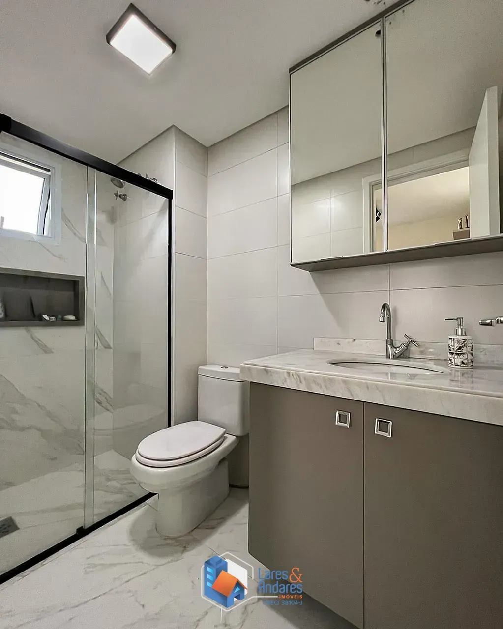 Imagem Apartamento para venda em República com 2 quartos, sendo 1 suíte, 62m²