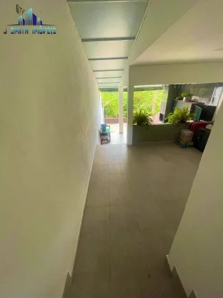 Imagem CASA FINAMENTE DECORADA, PERFEITA, 3 DORMITÓRIOS (1 SUÍTE), 4 VAGAS.